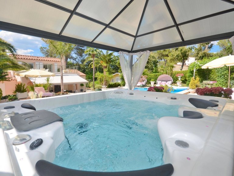 Villa for Sale in Mouans Sartoux, Mougins, Valbonne, Grasse Area 3