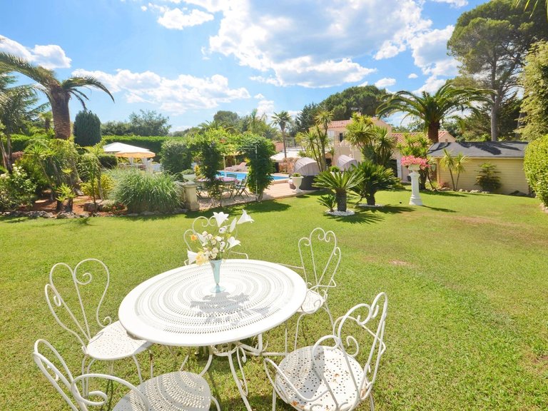 Villa for Sale in Mouans Sartoux, Mougins, Valbonne, Grasse Area 6