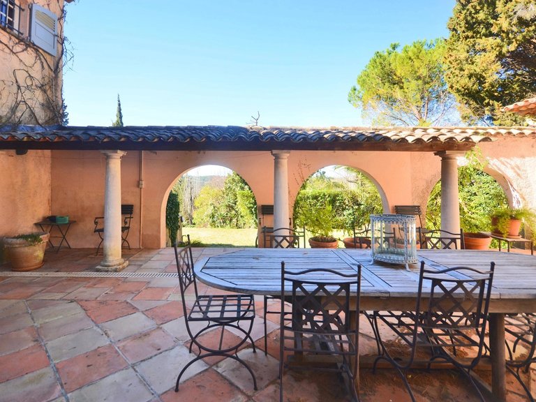 Villa for Sale in Grasse, Mougins, Valbonne, Grasse Area 4