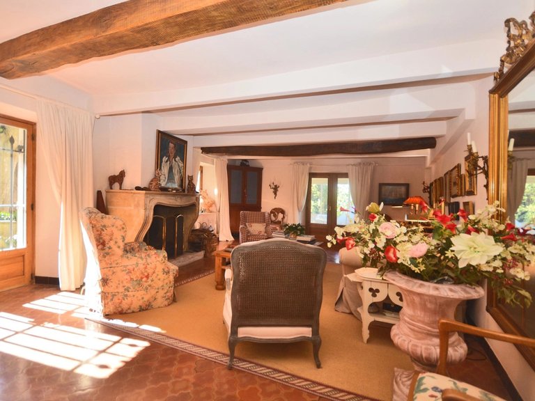 Villa for Sale in Grasse, Mougins, Valbonne, Grasse Area 14