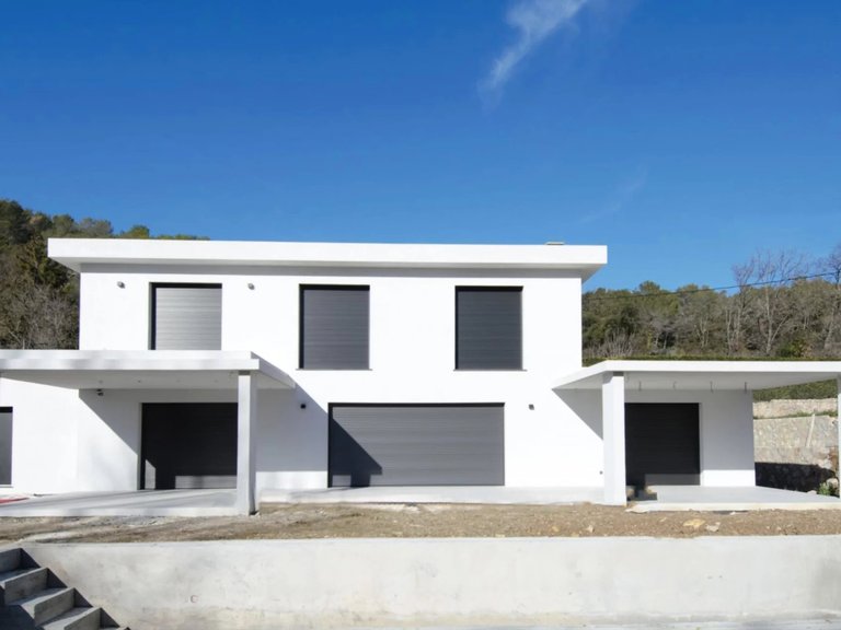 Villa for Sale in Valbonne, Mougins, Valbonne, Grasse Area 2