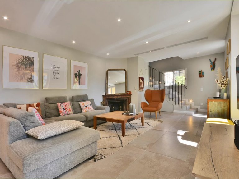 Villa for Sale in Le Cannet, Cannes Area 8