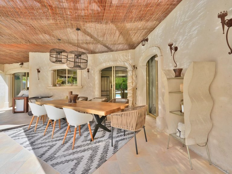 Villa for Sale in Valbonne, Mougins, Valbonne, Grasse Area 10
