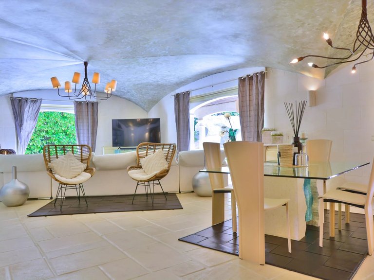 Villa for Sale in Valbonne, Mougins, Valbonne, Grasse Area 15