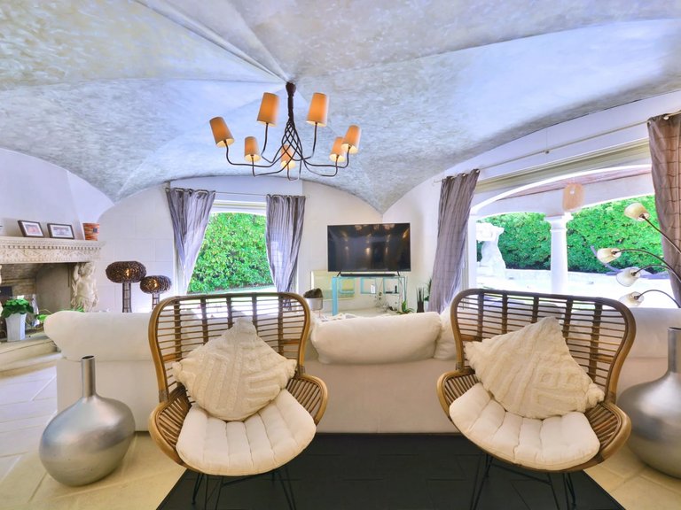 Villa for Sale in Valbonne, Mougins, Valbonne, Grasse Area 17