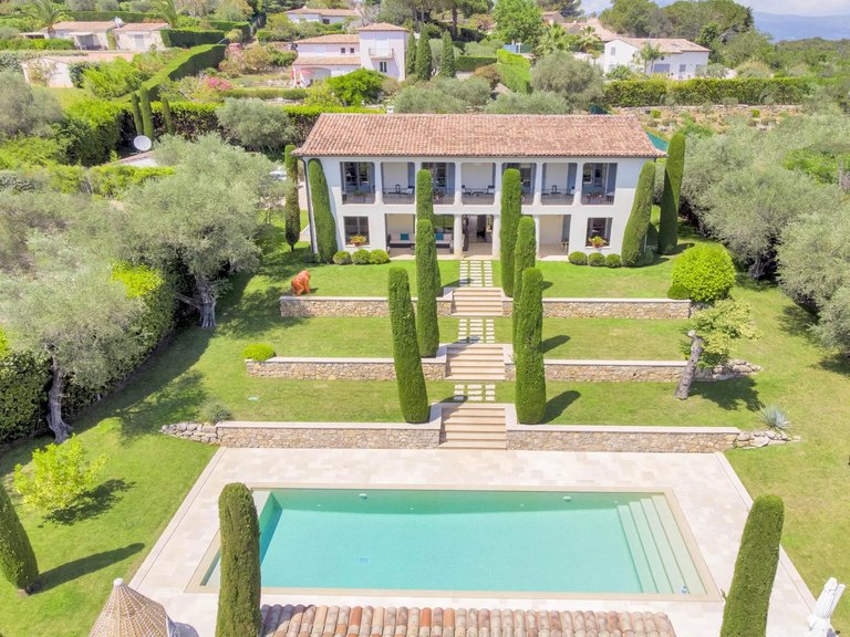 Villa for Sale in Castellaras, Mougins, Valbonne, Grasse Area 1