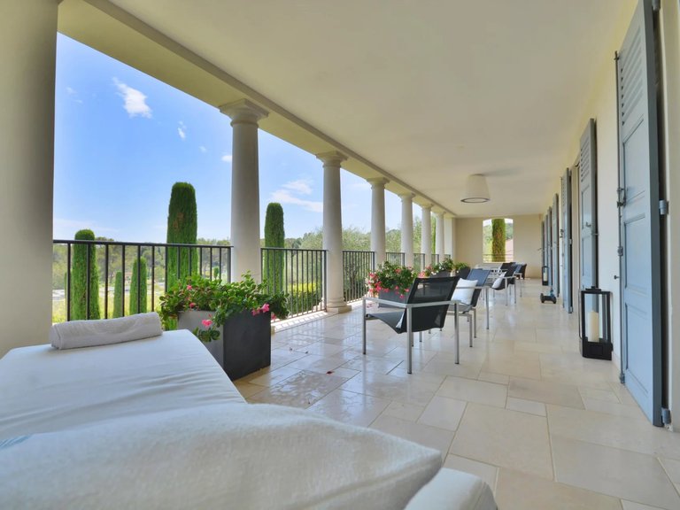 Villa for Sale in Castellaras, Mougins, Valbonne, Grasse Area 20