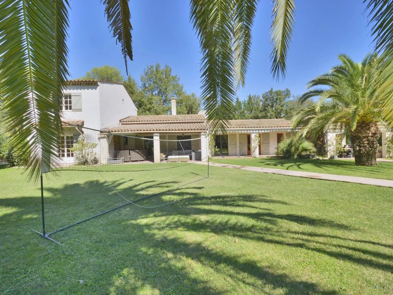 Villa for Sale in Valbonne, Mougins, Valbonne, Grasse Area 5