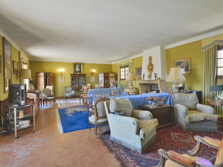 Villa for Sale in Roquefort Les Pins, Mougins, Valbonne, Grasse Area 12