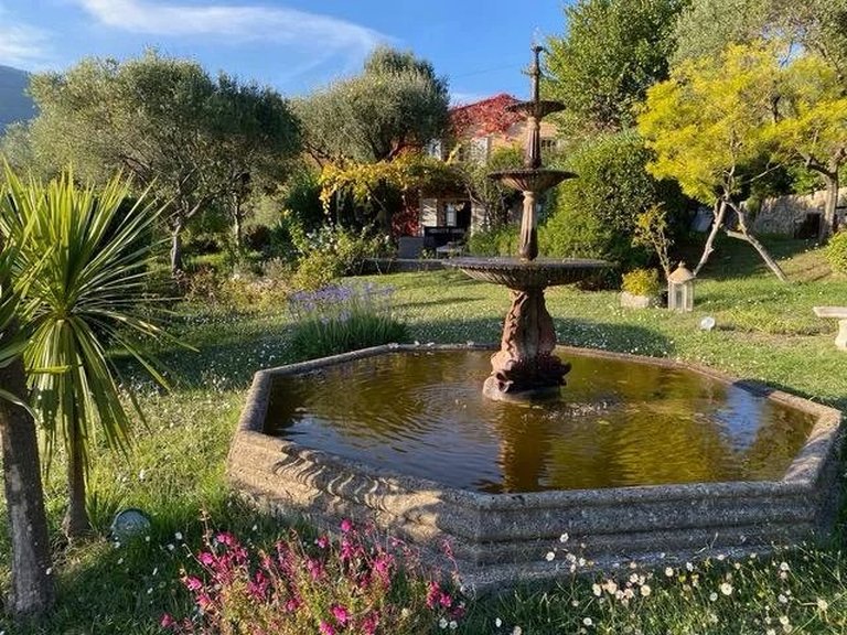 Villa for Sale in Chateauneuf Grasse, Mougins, Valbonne, Grasse Area 6