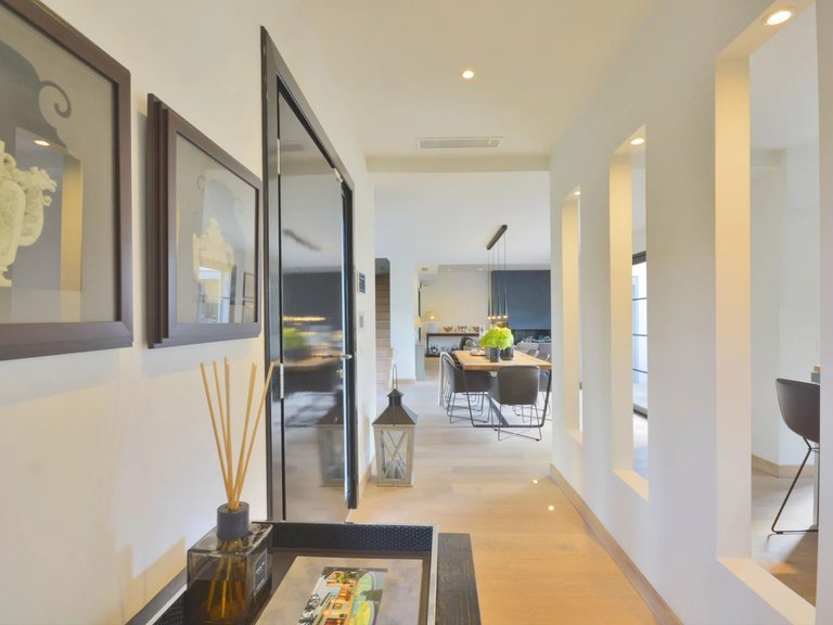 Villa for Sale in Le Cannet, Cannes Area 12