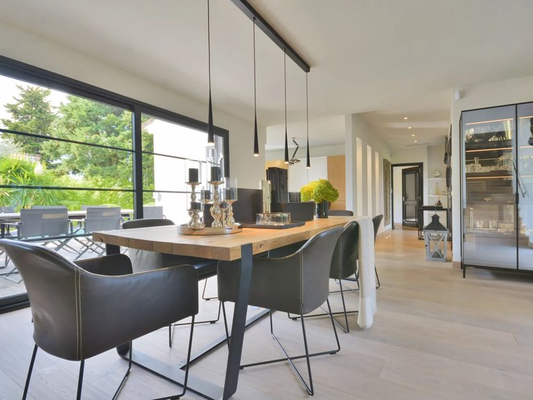 Villa for Sale in Le Cannet, Cannes Area 15