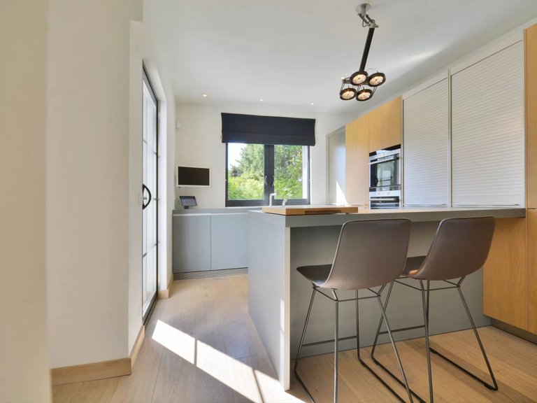 Villa for Sale in Le Cannet, Cannes Area 17