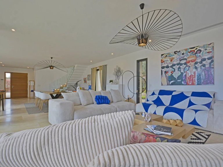 Villa for Sale in Roquefort Les Pins, Mougins, Valbonne, Grasse Area 19
