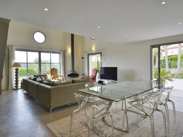 Villa for Sale in Valbonne, Mougins, Valbonne, Grasse Area 16