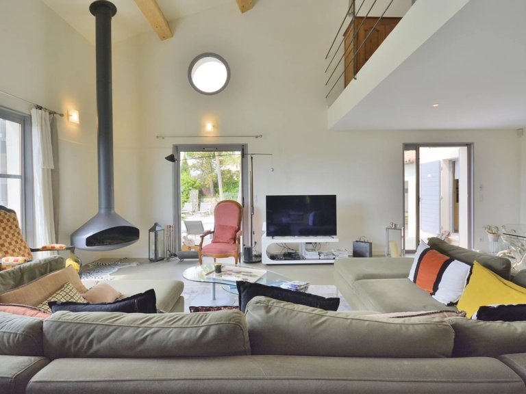 Villa for Sale in Valbonne, Mougins, Valbonne, Grasse Area 17