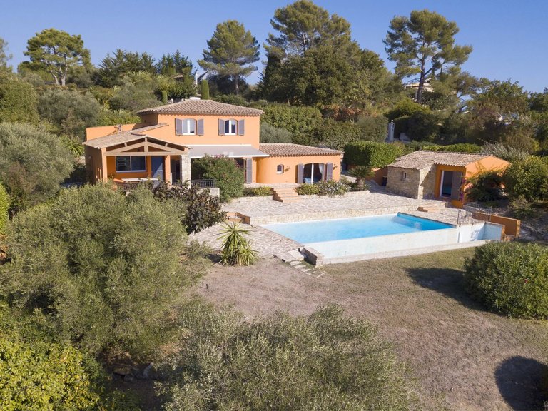 Villa for Sale in Valbonne, Mougins, Valbonne, Grasse Area 8