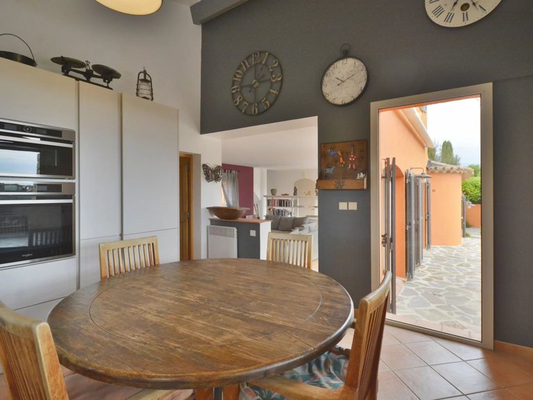 Villa for Sale in Valbonne, Mougins, Valbonne, Grasse Area 18