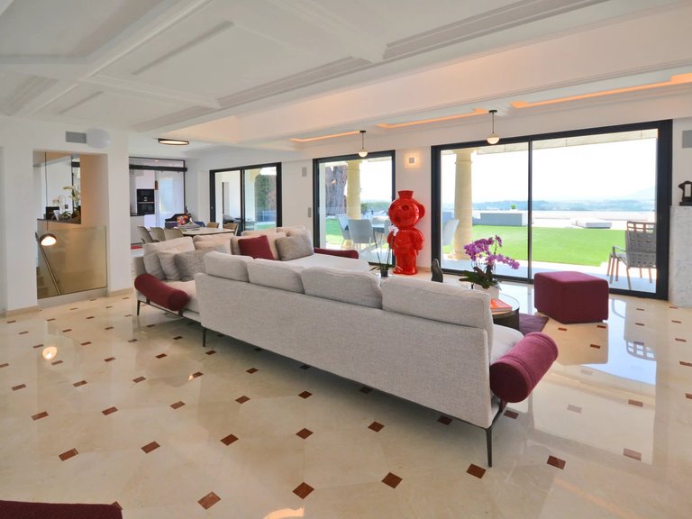 Villa for Sale in Mougins, Mougins, Valbonne, Grasse Area 12