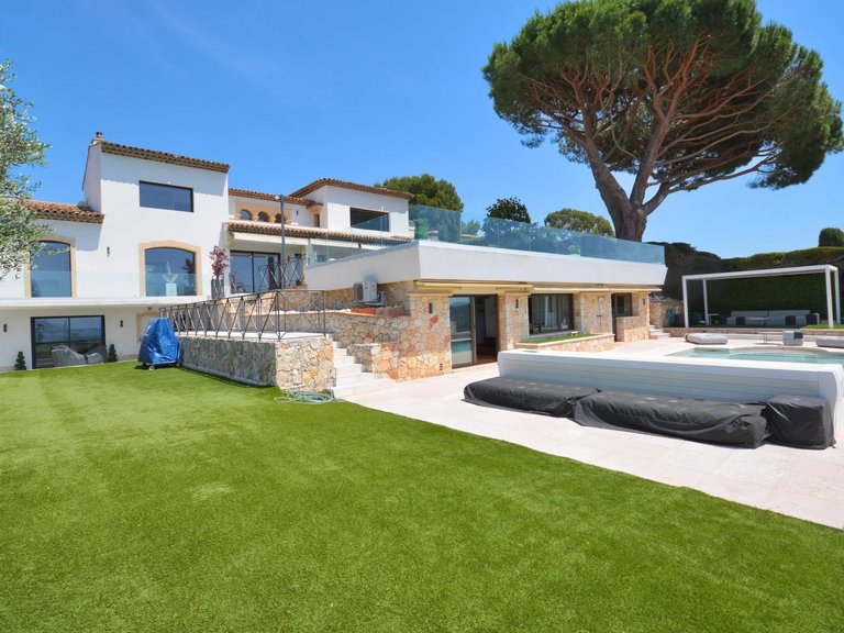 Villa for Sale in Mougins, Mougins, Valbonne, Grasse Area 5