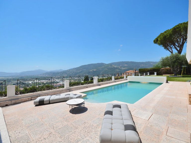 Villa for Sale in Mougins, Mougins, Valbonne, Grasse Area 8