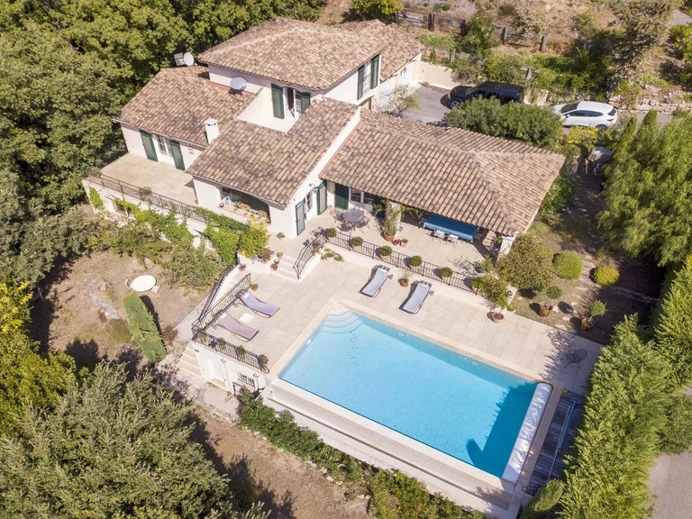 Villa for Sale in Magagnosc, Mougins, Valbonne, Grasse Area 2