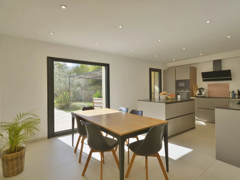 Villa for Sale in Valbonne, Mougins, Valbonne, Grasse Area 18