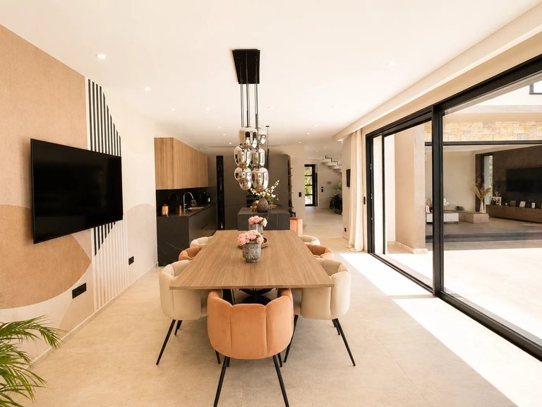 Villa for Sale in Valbonne, Mougins, Valbonne, Grasse Area 13