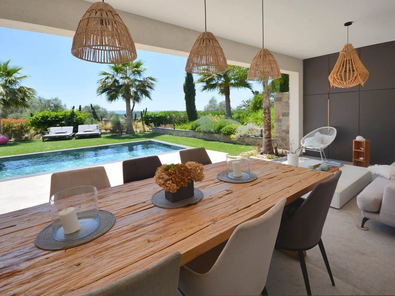 Villa for Sale in Valbonne, Mougins, Valbonne, Grasse Area 6