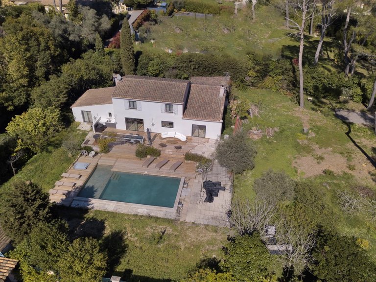 Villa for Sale in Mougins, Mougins, Valbonne, Grasse Area 2