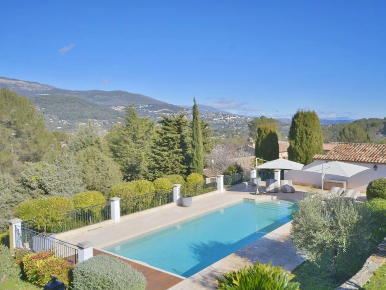 Villa for Sale in Peymeinade, Mougins, Valbonne, Grasse Area 17