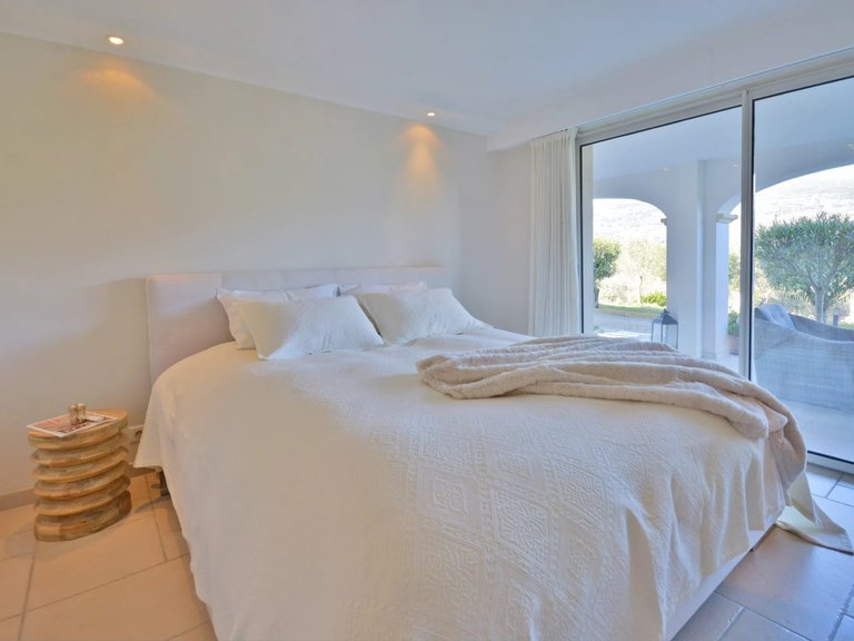 Villa for Sale in Peymeinade, Mougins, Valbonne, Grasse Area 2
