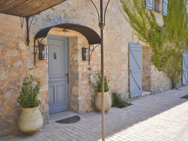 Villa for Sale in Grasse, Mougins, Valbonne, Grasse Area 13