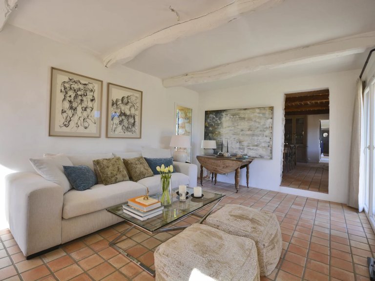 Villa for Sale in Grasse, Mougins, Valbonne, Grasse Area 17