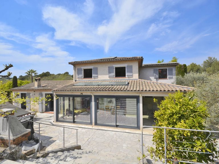 Villa for Sale in Mouans Sartoux, Mougins, Valbonne, Grasse Area 6
