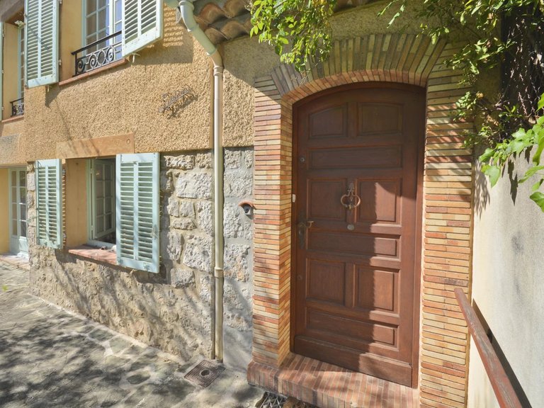 Villa for Sale in Cannes, Cannes Area 6
