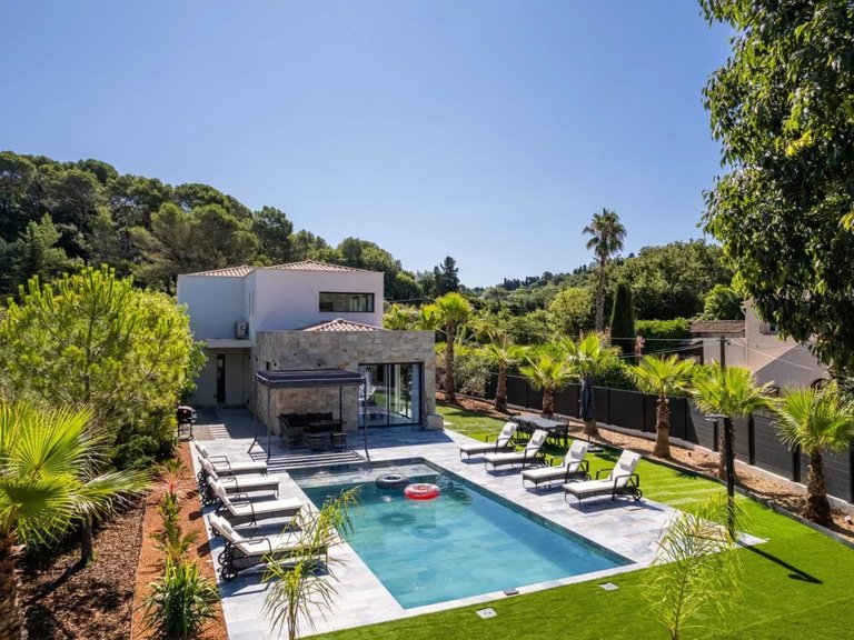 Villa for Sale in Mougins, Mougins, Valbonne, Grasse Area 1