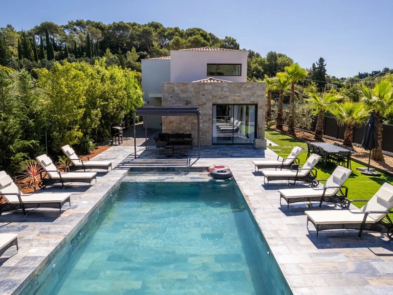 Villa for Sale in Mougins, Mougins, Valbonne, Grasse Area 2