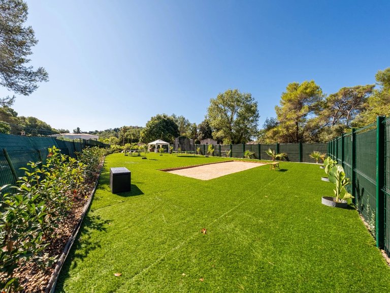 Villa for Sale in Mougins, Mougins, Valbonne, Grasse Area 12