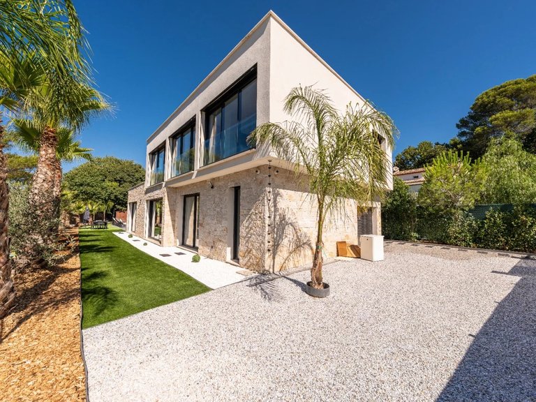 Villa for Sale in Mougins, Mougins, Valbonne, Grasse Area 6