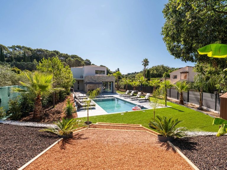 Villa for Sale in Mougins, Mougins, Valbonne, Grasse Area 9
