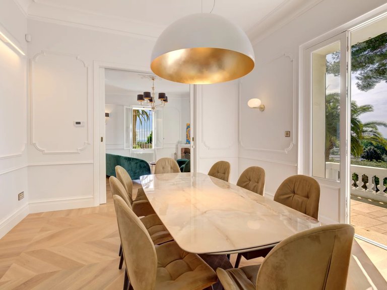 Villa for Sale in Antibes, Antibes Area 4