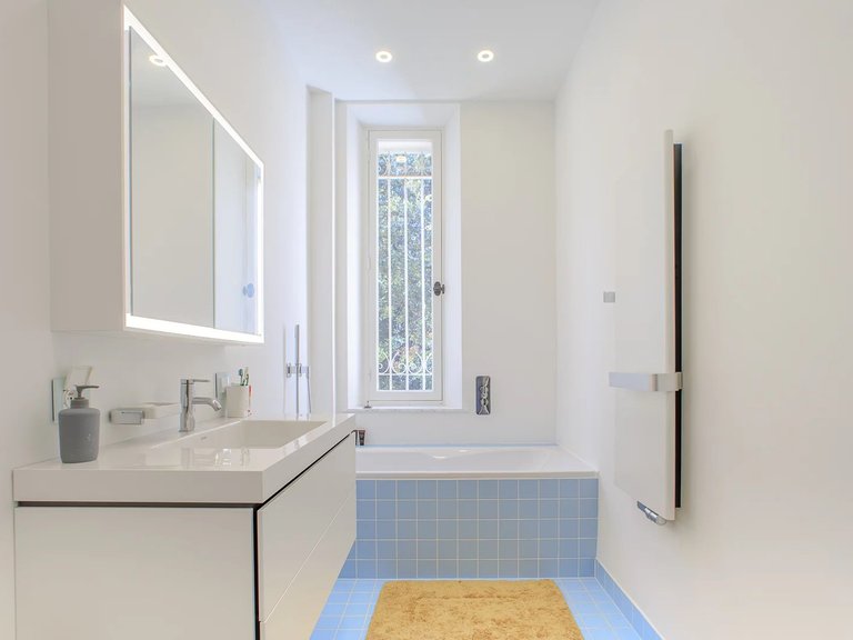 Villa for Sale in Antibes, Antibes Area 8