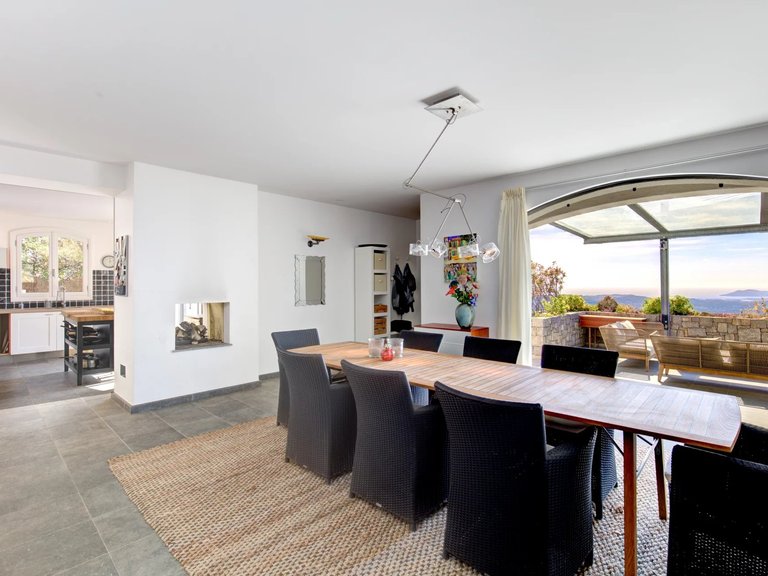Villa for Sale in Chateauneuf Grasse, Mougins, Valbonne, Grasse Area 7