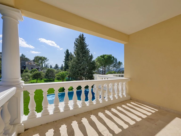 Villa for Sale in Mouans Sartoux, Mougins, Valbonne, Grasse Area 18