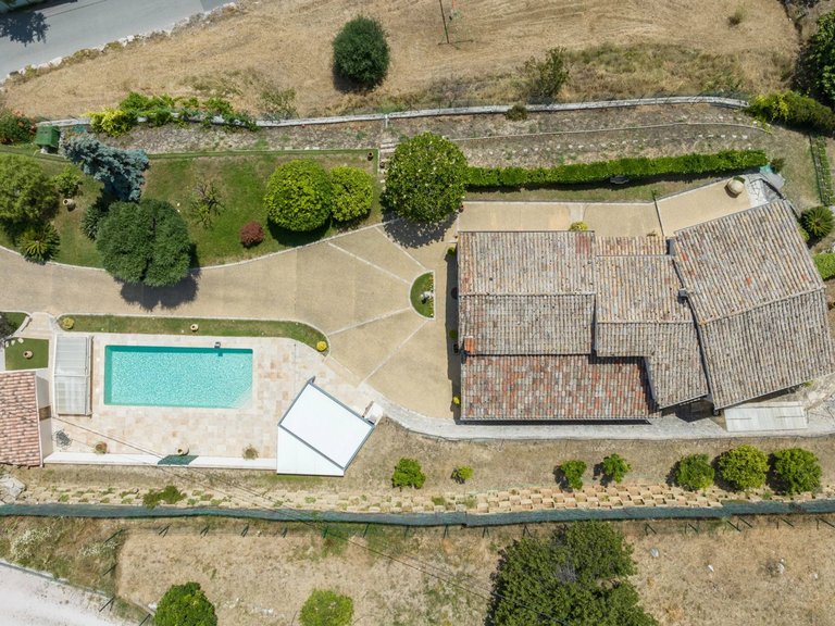 Villa for Sale in Falicon, Nice Area 2