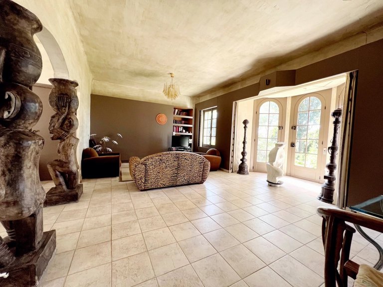 Villa for Sale in Cap D Antibes, Antibes Area 6