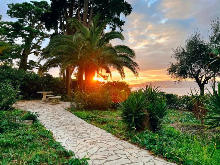 Villa for Sale in Cap D Antibes, Antibes Area 13
