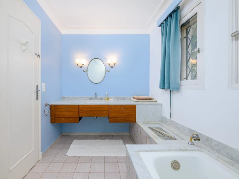Villa for Sale in Cannes, Cannes Area 20