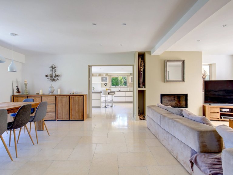 Villa for Sale in St Paul, Vence, St. Paul Area 7